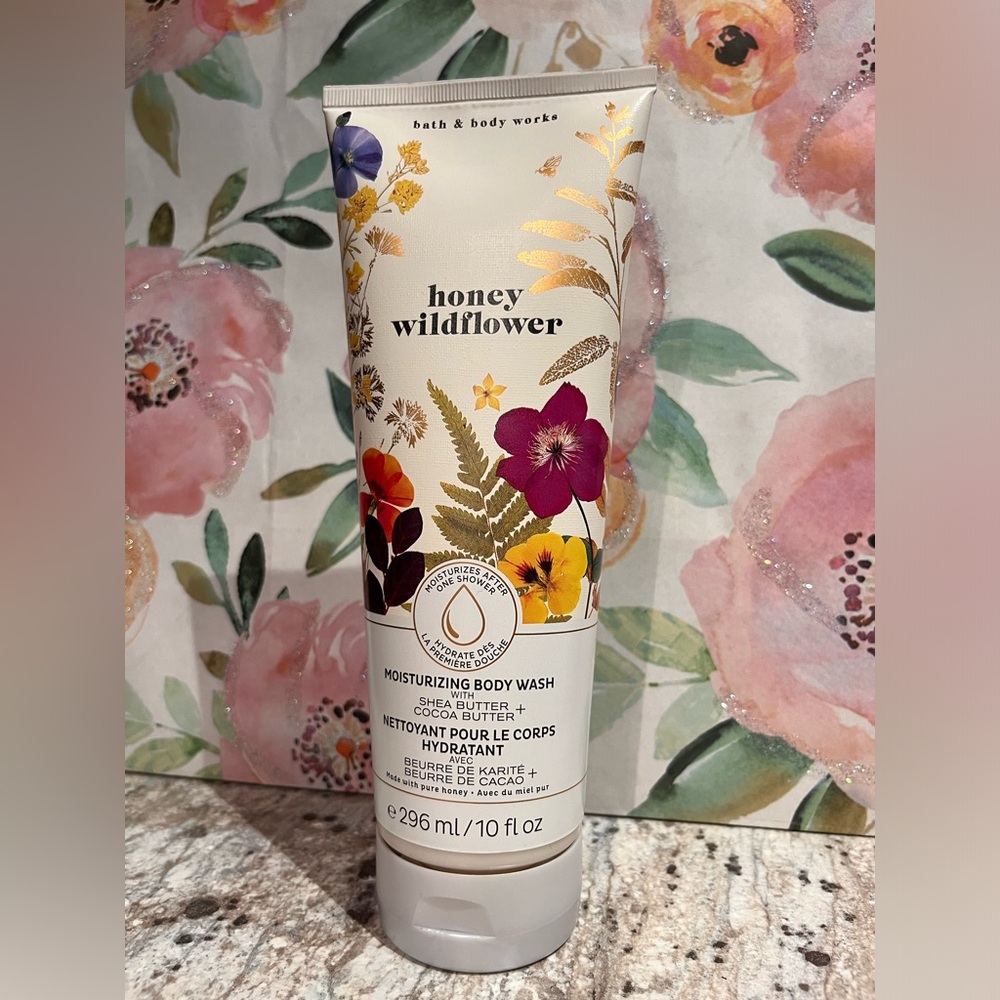 MOISTURIZING BODY WASH 🍯🌸🐝